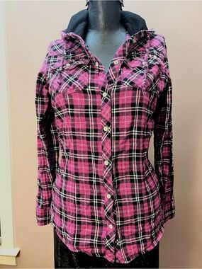 Y2K Style Black and Pink Studded Double Lined Flannel Hoodie Size S Goth Outdoor
